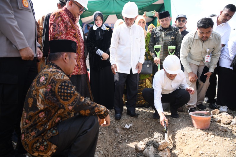 Wagub dan Mendikdasmen Letakkan Batu Pertama Pembangunan SMK Muhammadiyah Banda Aceh