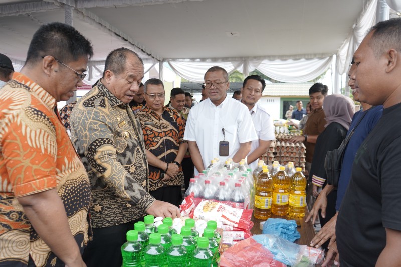Bersama Pemkab Asahan, Bulog dan Pelaku Usaha, Kejari Asahan Gelar Pasar Murah Peringati Hari Bhakti Adhyaksa ke 80