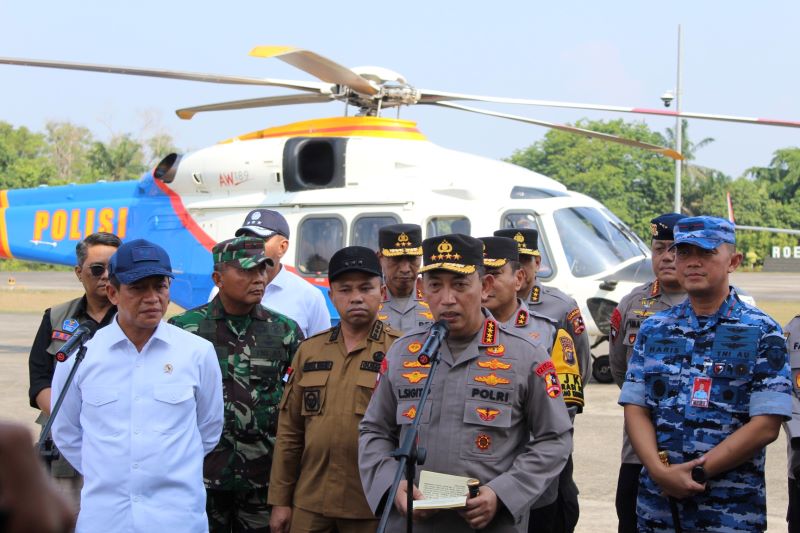 Kapolri Pantau Langsung Titik Rawan Karhutla di Riau, Sinergi TNI-Polri Diperkuat