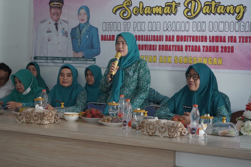 Ketua TP PKK Kabupaten Asahan Sosialisasikan dan Monitoring IVA Test di Kecamatan Aek Songsongan