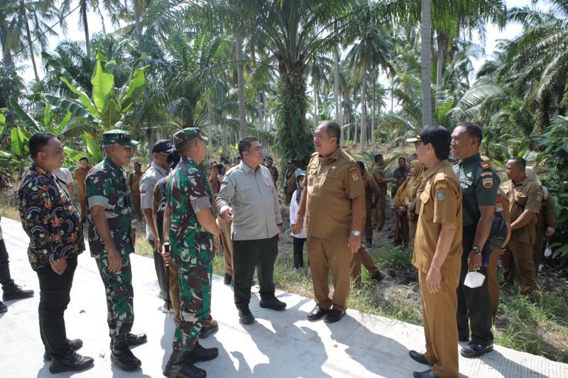 Plt Dirjen Perkebunan Kementan RI Kunjungi Kabupaten Asahan, Tinjau Lokasi Cetak Sawah di Desa Silo Bonto