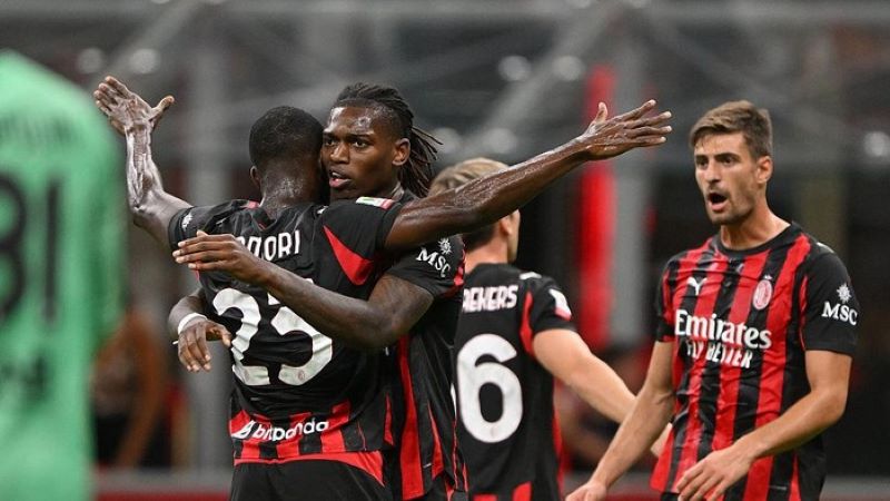 Gol Langka Rafael Leao Warnai Kemenangan AC Milan atas Bari