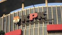 FOTO KLIK_Kantor KPK Panggil Rektor USU KPK Panggil Rektor USU Soal Korupsi Pembangunan Jalan di Sumut