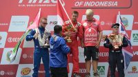 F1 Powerboat 2025 Sukses Digelar di Danau Toba, Bobby Nasution Serahkan Trofi kepada Rusty Wyatt