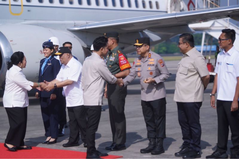 Kapolda DIY Dampingi Wapres Gibran Hadiri Mujahadah dan Sholawat Kebangsaan di Ponpes Ora Aji Sleman
