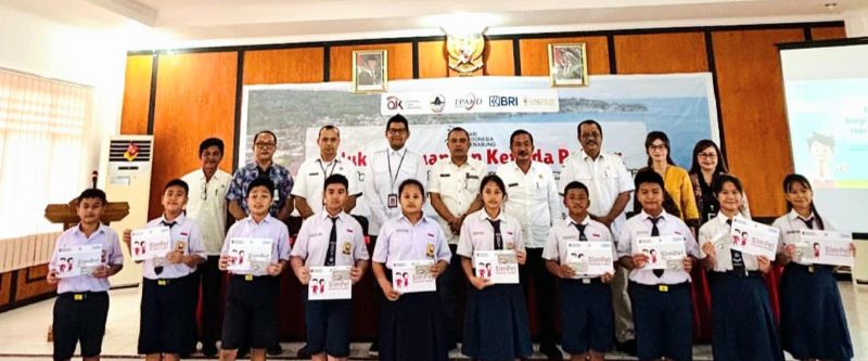 Peringati HIM 2025, OJK Edukasi Literasi dan Inklusi Keuangan di Daerah 3T Kepulauan Nias