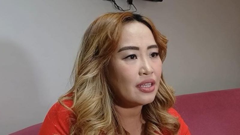 Pinkan Mambo Ngaku 'Menyiksa' Diri Demi Anak: Susu Mahal, Sekolah Internasional, Sampai Rumah Berkolam Renang