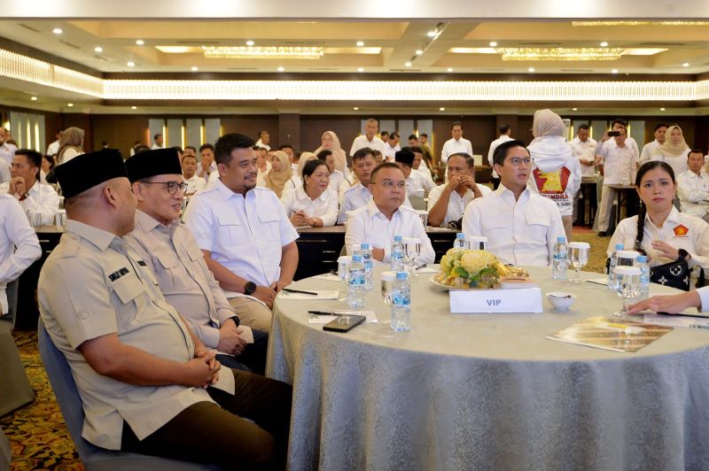 Gubernur Bobby Nasution Siap Sukseskan Program MBG, KMP, dan SR di Sumut