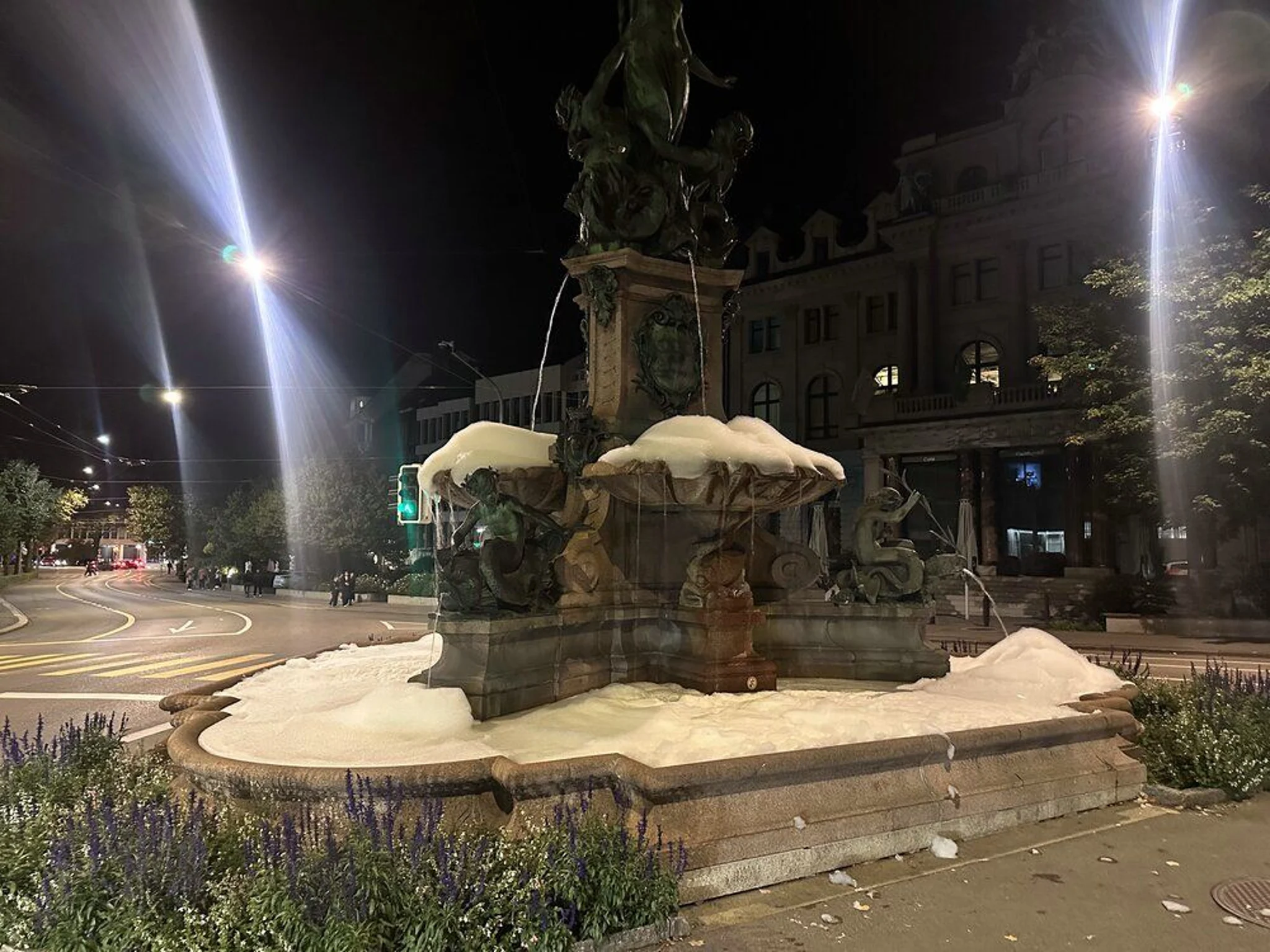 Heboh! Air Broderbrunnen di St. Gallen Tercemar oleh Ulah Sekelompok Remaja