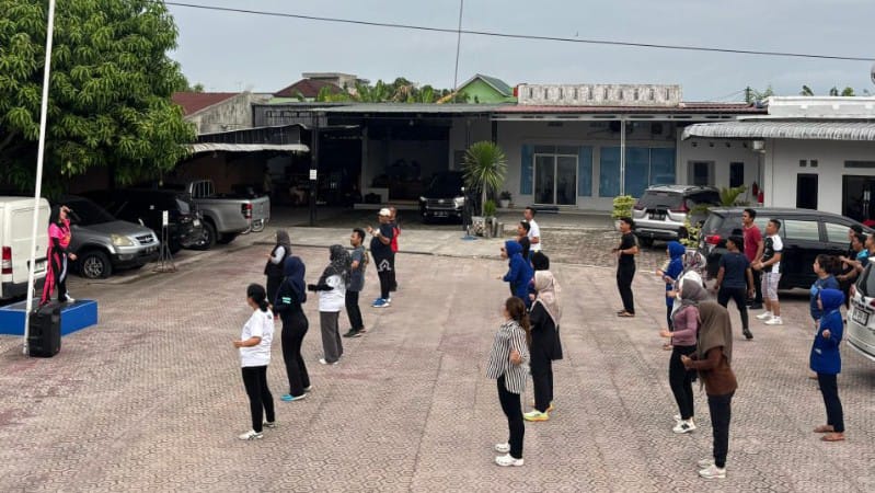 BRI Tanjungbalai Ajak Karyawan Hidup Sehat Lewat Olahraga