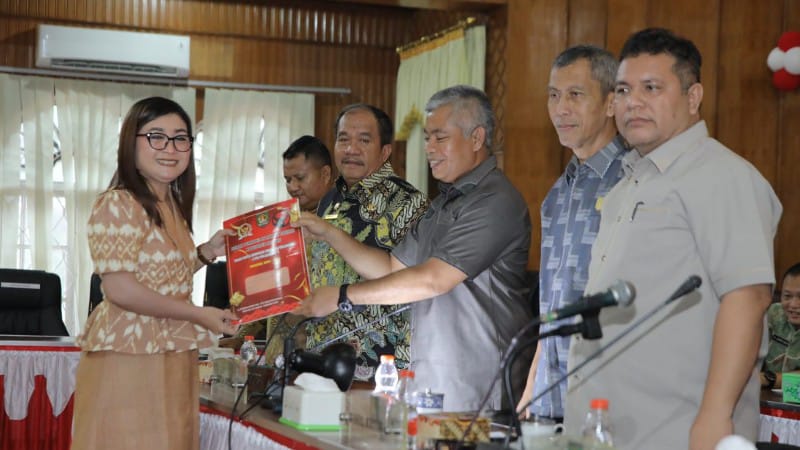 P-APBD Asahan 2025, Disetujui DPRD Asahan, Rapat Paripurna DPRD Asahan, Bupati Asahan Taufik Zainal Abidin, Wakil Bupati Asahan Rianto,