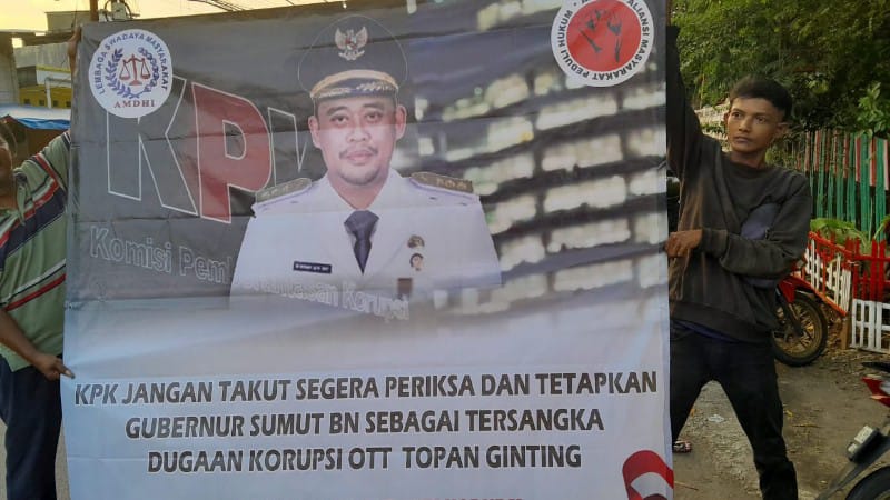 Gelar Demo di KPK, Massa KAMAK dan GEBRAK Desak KPK Tetapkan Bobby Nasution Tersangka dDugaan Korupsi Proyek Jalan di Sumut