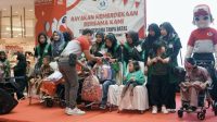 Bersama Anak Cerebral Palsy, JNE Tebar Semangat dan Harapan