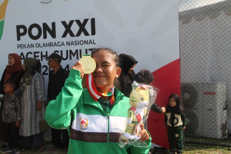 Motivasi Sang Ibunda Jadi Kunci Emas, Inke Monica Bersinar di Final Cricket Putri PON Aceh-Sumut