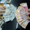Rupiah Akhirnya Menguat Tipis ke Rp16.437 per Dolar AS, Pasar Tunggu Sinyal The Fed