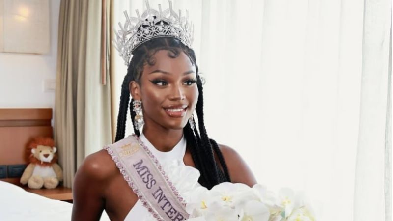 Midori Monet dari Amerika Serikat Raih Gelar Miss International Queen 2025, Catat Sejarah Baru