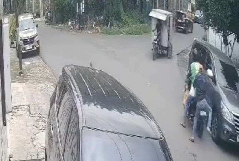 Terekam CCTV! Dua Pelaku Pecahkan Kaca Mobil di Medan, Dikejar Warga hingga Tertangkap