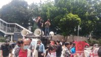 Jaga Marwah Kepung KPK: Desak Hadirkan Bobby Nasution dan Erni Sitorus di Sidang Topan Ginting