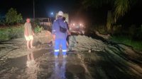 Hujan Deras 24 Jam Rusak Jalan Penghubung Tiga Desa di Langkat, PT GTU dan EMP Gebang Lakukan Perbaikan Darurat