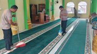 Program Jumat Bersih: Jajaran Polres Aceh Tengah dan Warga Bersihkan Lingkungan dan Masjid