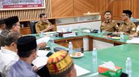 FOTO KLIK_Pimpin Rapat Kesiapan MTQ ke-37, Wagub Aceh Tekankan Pengawasan dan Persiapan Maksimal Pimpin Rapat Kesiapan MTQ ke-37: Wagub Aceh Tekankan Pengawasan dan Persiapan Maksimal
