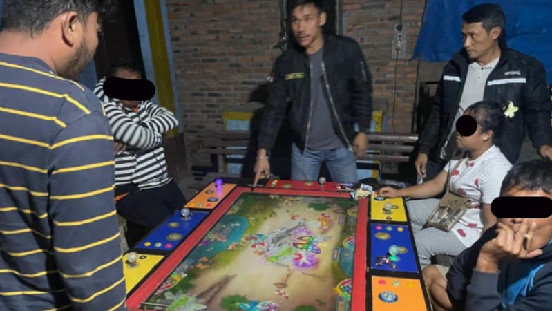 Polres Tanah Karo Gerebek Lokasi Judi Tembak Ikan di Desa Kutagaluh, Tiga Pelaku Diamankan