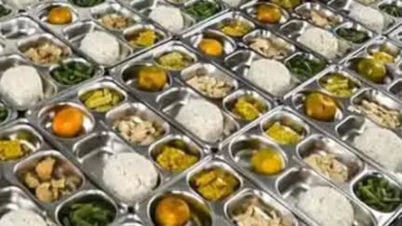 Prabowo Tegaskan Program Makan Bergizi Gratis Berhasil 99,99% Meski Ada Kasus Keracunan