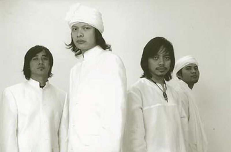 GIGI, Legenda Musik Indonesia: Perjalanan Penuh Warna dari Tawa, Persahabatan hingga Perubahan Formasi