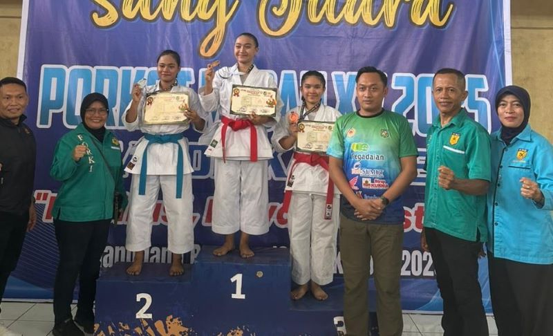 Karate Porkot Medan XV 2025: Helaka Sitepu dan Natasya Arifa Sabet Emas di Nomor Kata U-21
