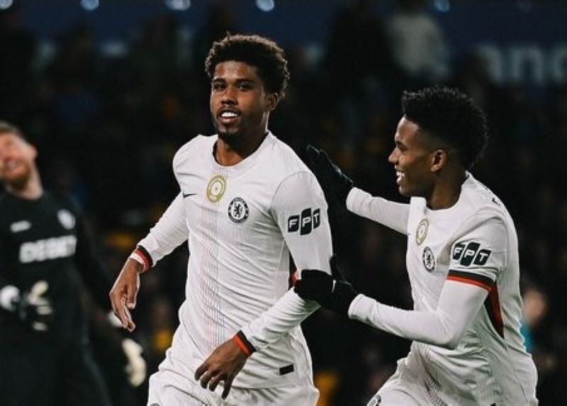 Hasil 16 Besar Piala Liga Inggris 2025-2026: Liverpool Dipermalukan, Arsenal dan Man City Melaju, Chelsea Nyaris Tersandung