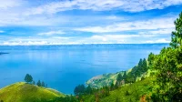 Bukit Indah Simarjarunjung: Destinasi Wisata Hits dengan Panorama Menakjubkan Danau Toba