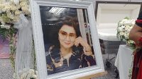 Yurike Sanger, Istri ke-7 Presiden Soekarno, Dimakamkan dengan Khidmat di TPU Tanah Kusir