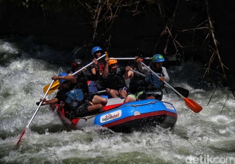 Sungai Asahan, Ikon Wisata Ekstrem Tanjungbalai: Surga Arung Jeram Terbaik ke-3 Dunia