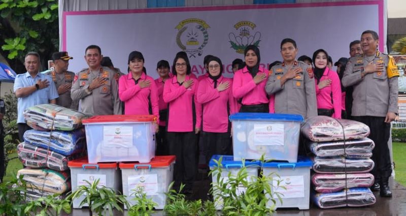 Polda Sumut dan Yayasan Kemala Bhayangkari Salurkan Bantuan untuk Korban Bencana di Tapsel, Tapteng, dan Sibolga