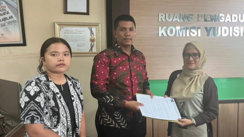 Buntut Putusan Ringan Sertu Riza Pahlivi: LBH Medan Laporkan Majelis Hakim ke Komisi Yudisial dan Bawas MA