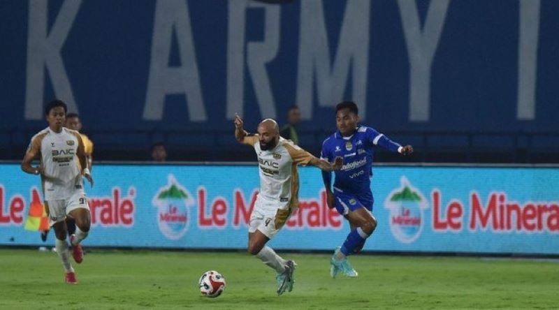 Gol Tunggal Andrew Jung Antar Persib Bandung Tundukkan Dewa United 1-0, Maung Bandung Merangsek ke Tiga Besar