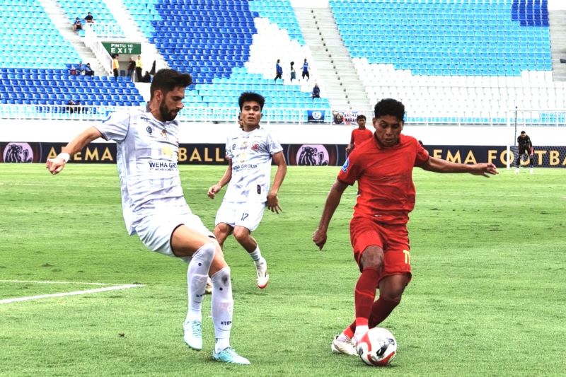 Arema FC Gagal Raih Tiga Poin di Kanjuruhan, Ditahan Imbang Madura United 2-2