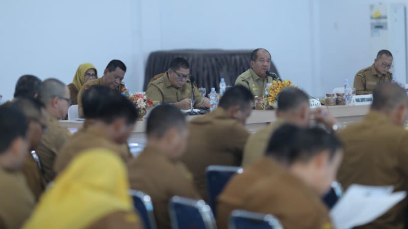 Bupati Asahan Pimpin Rakorpem Akhir Tahun, Tekankan Realisasi Program, PAD dan Nataru