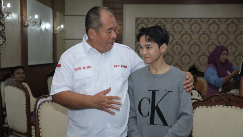 Bupati Asahan Sambut Kepulangan Arbil D’Academy 7, Banggakan Daerah