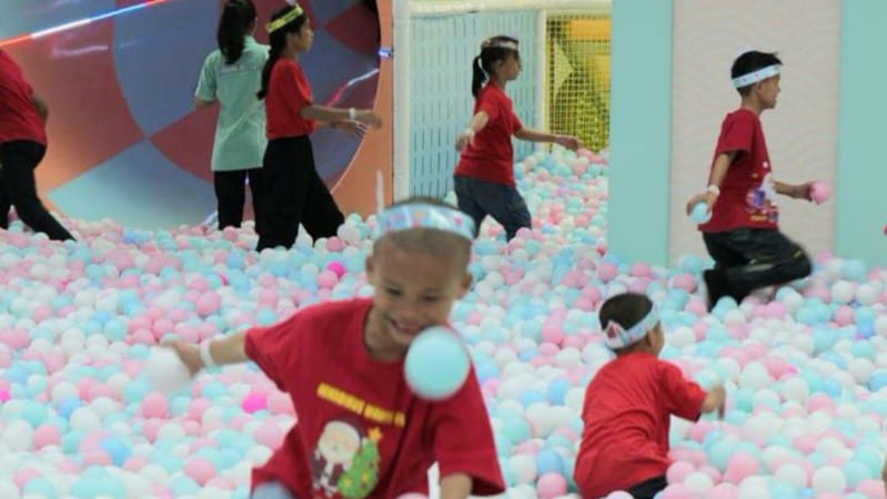 Delipark Mall Ajak Anak Panti Rayakan Natal Penuh Keceriaan