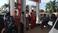 Polsek Panai Tengah Patroli Cek Stok BBM dan Atur Lalu Lintas SPBU