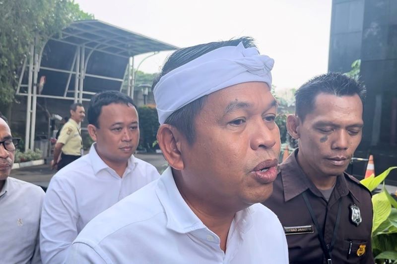 Gubernur Jabar Dedi Mulyadi Minta Semua Pihak Taat Hukum Terkait Kasus Dugaan Penyalahgunaan Wewenang Wakil Wali Kota Bandung