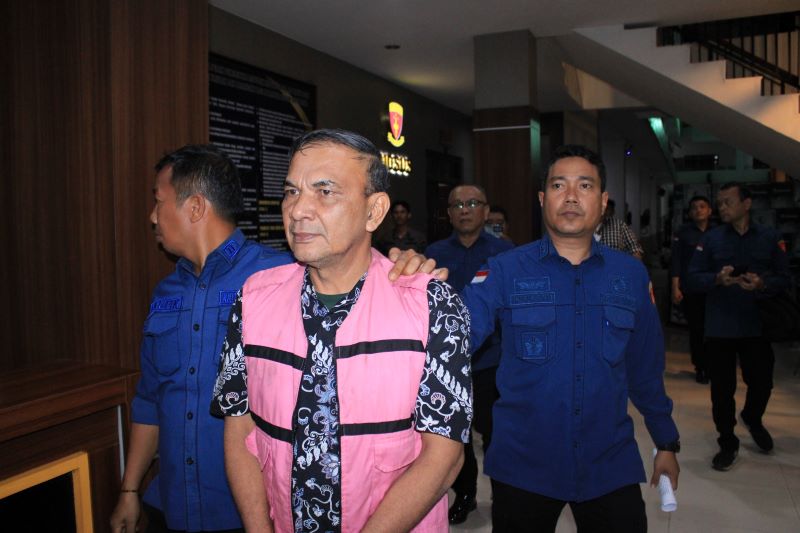 Penyidik Kejati Sumut Tahan Kadis Pendidikan Tebing Tinggi "IK" Terkait Dugaan Korupsi Proyek Smartboard SMP Tahun 2024