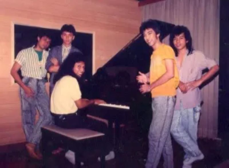 Cynomadeus: Band Rock Indonesia Legendaris yang Mendahului Zamannya dan Mengubah Arah Musik Rock Nasional
