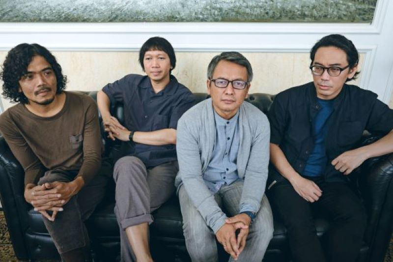 Efek Rumah Kaca: Perjalanan Panjang Band Indie Jakarta yang Konsisten Menyuarakan Realitas Sosial