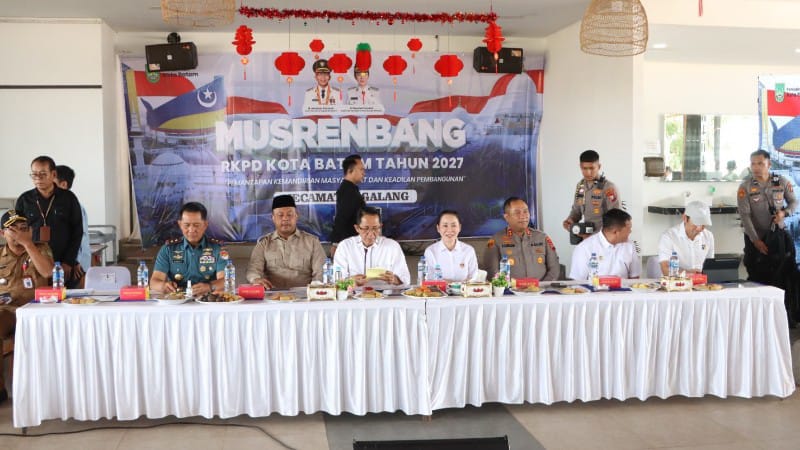Kapolresta Barelang Dampingi Kapolda Kepri Hadiri Sosialisasi Sekolah Merah Putih di Galang, Dukung Pendidikan Berkualitas Menuju Indonesia Emas