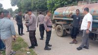 Polsek Batu Ampar Kawal Distribusi Air Bersih Warga Tanjung Sengkuang