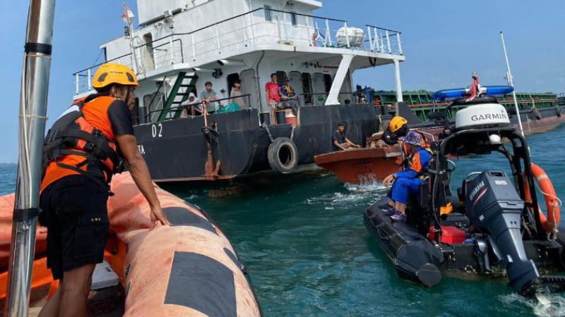 Seorang Pemuda Jatuh dari Kapal di Perairan Tanjung Pinggir, Batam