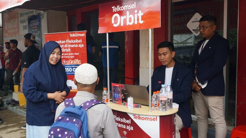 Telkomsel Dirikan Posko Layanan Siaga di Kuala Simpang Pascabencana