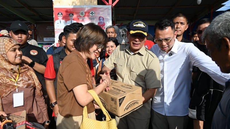Wabup Tapteng Sambut Raffi Ahmad, Salurkan Bantuan Kemanusiaan untuk Pengungsi